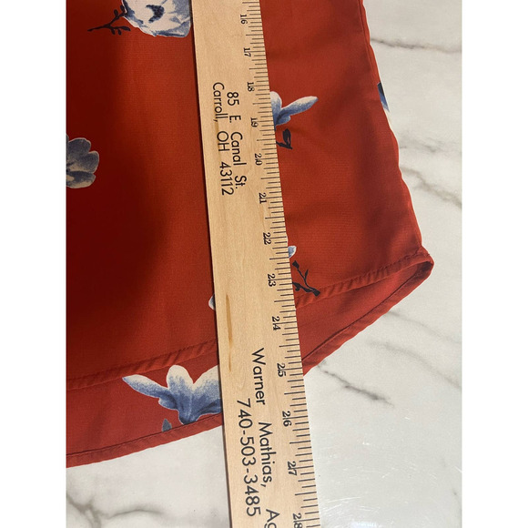 3/$27 Hinge V-Neck Blouse, 3-Quarter Sleeves, Floral in Orange, Small - Picture 7 of 8